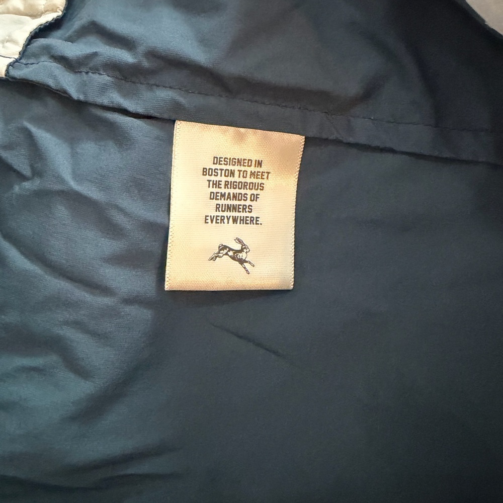 SOLD Tracksmith Off Roads Collection Packable Jacket - Picture 14 of 15